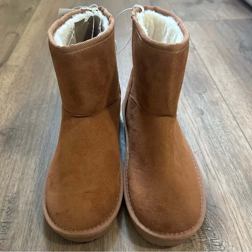 NWT!! Children’s Place Faux Fur Winter Boots, Chestnut, Size 6